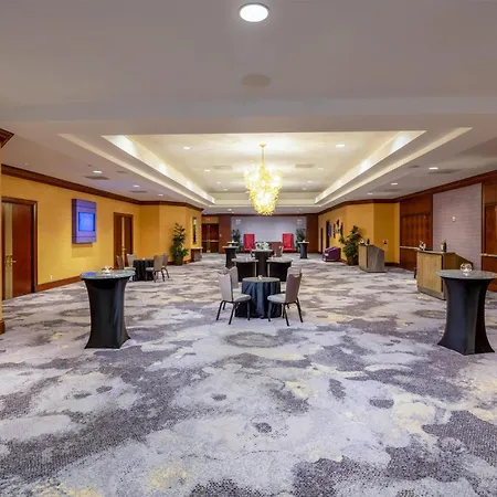Hilton Charlotte Uptown-2