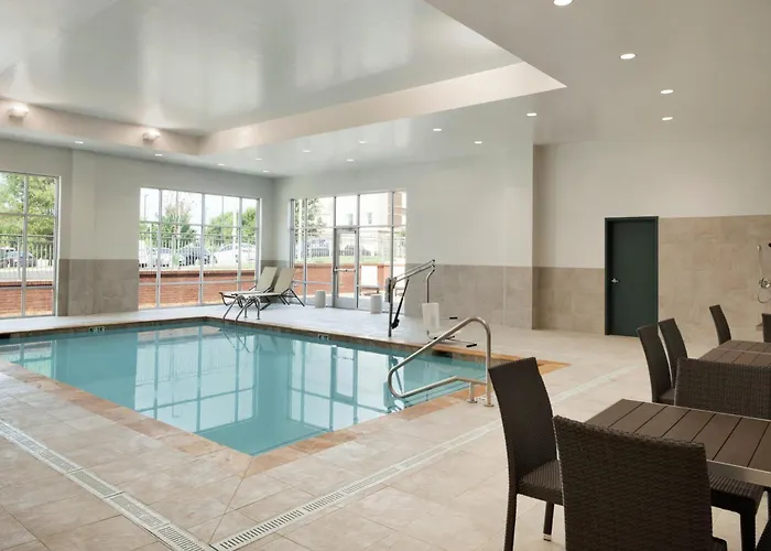 Embassy Suites Charlotte/Ayrsley